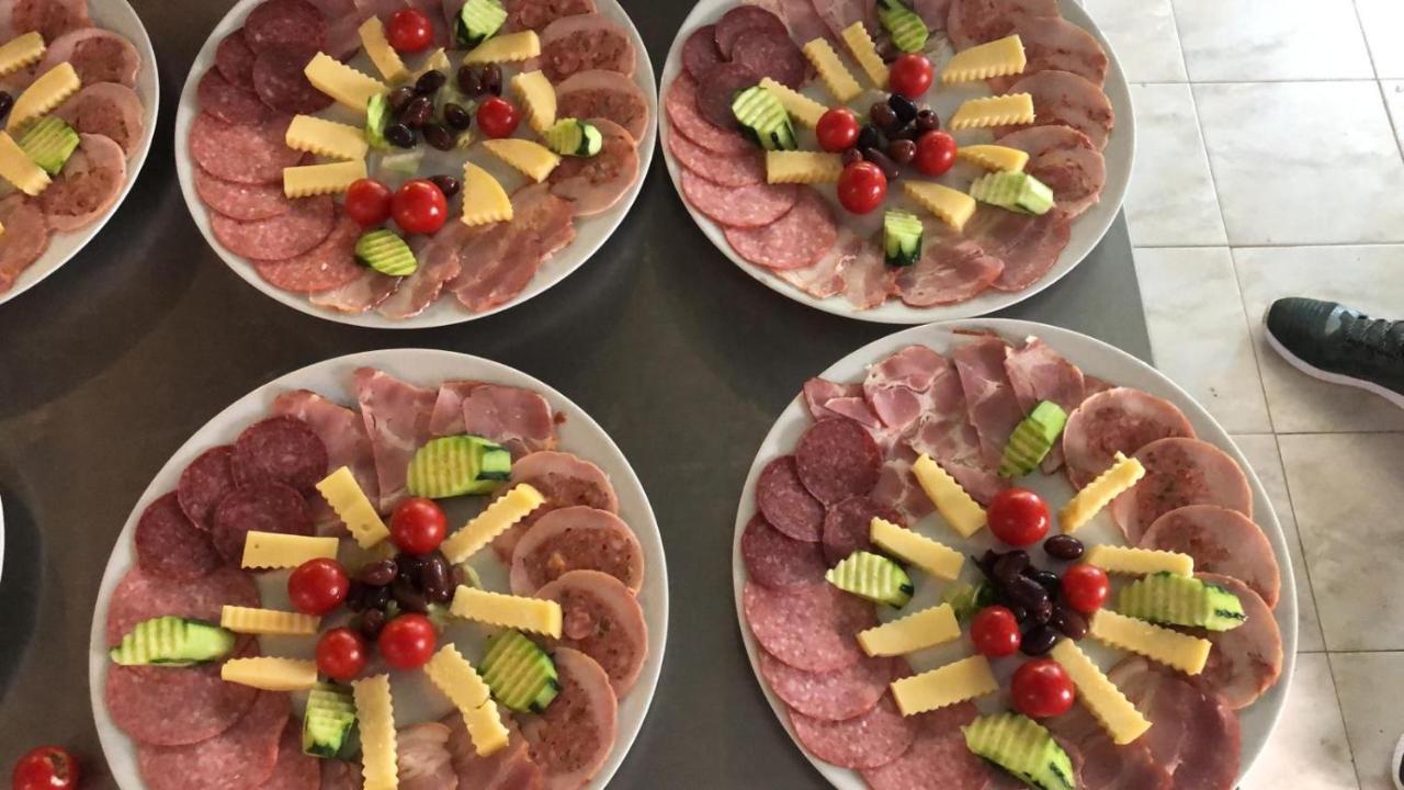 Pensiune Restaurant Indus أوكنا سيبيولوي المظهر الخارجي الصورة