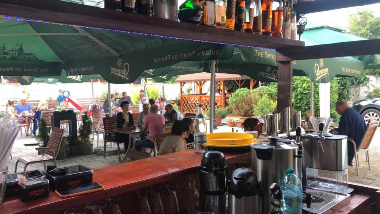 Pensiune Restaurant Indus أوكنا سيبيولوي المظهر الخارجي الصورة