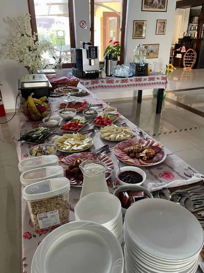 Pensiune Restaurant Indus أوكنا سيبيولوي المظهر الخارجي الصورة